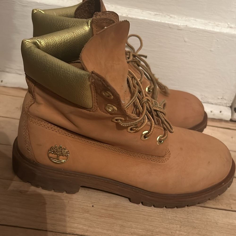 Timberline boots - Picture 2 of 9